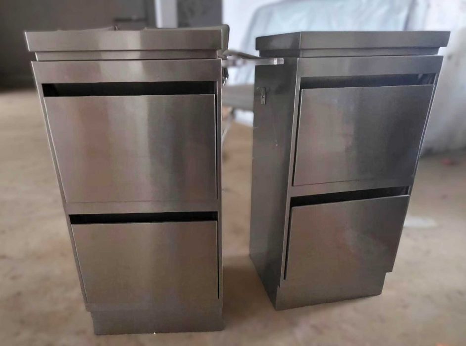 Par de carrinhos auxiliares em aço inox- salão e estética