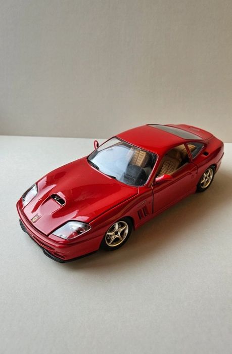 Ferrari 550 maranello (1996) 1/24 Bom estado