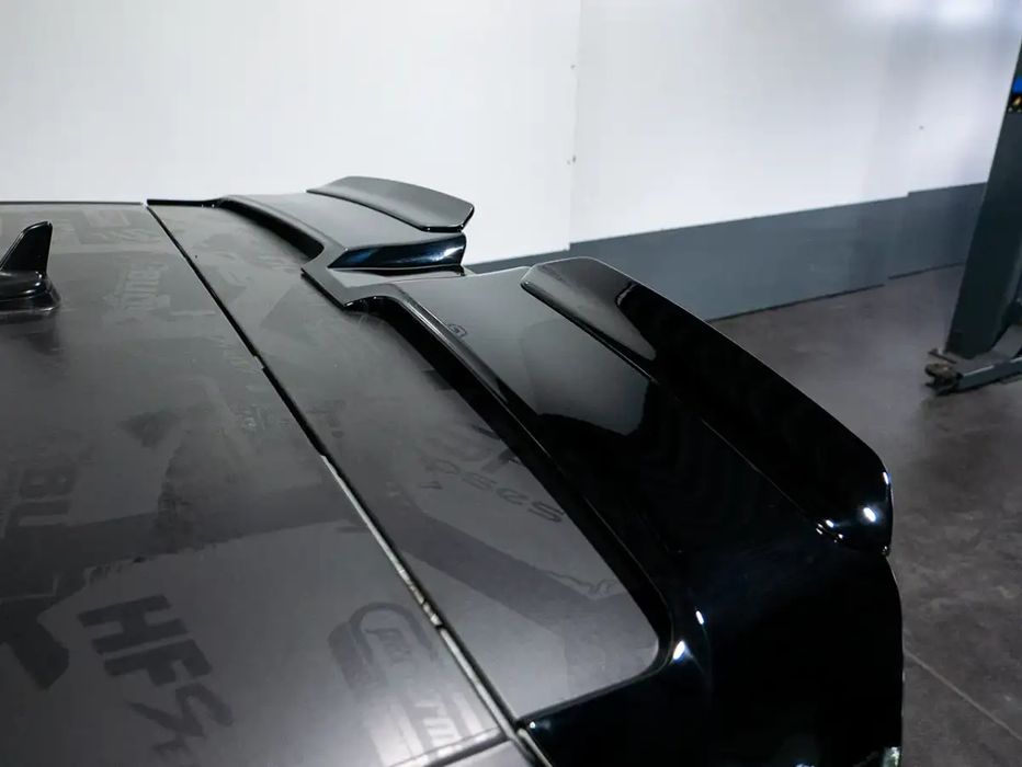 GOLF 4 5 6 7 8 Boczne Dokładki Oettinger Tylne spoilery Czarny Połysk