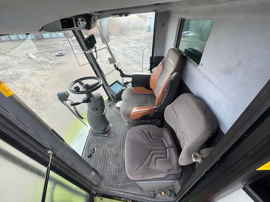 Claas Lexion 570 комбайн зернозбиральний