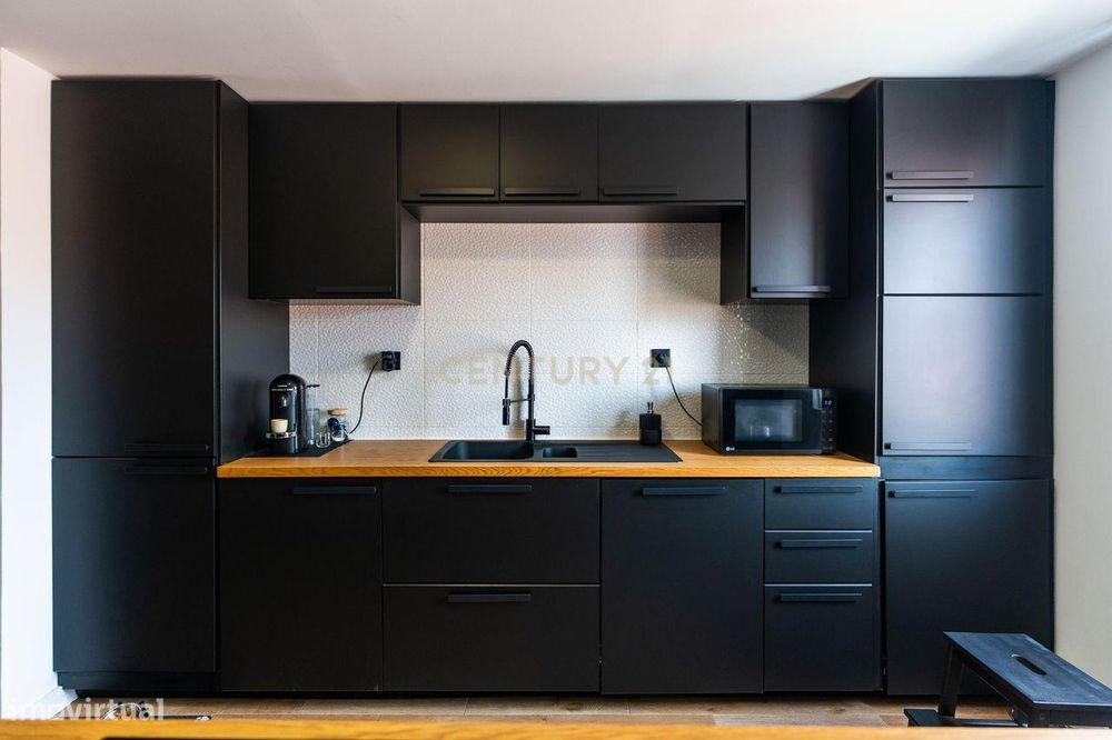 Apartamento T3 Totalmente Remodelado | 114 m² | Suite | Open Space | C