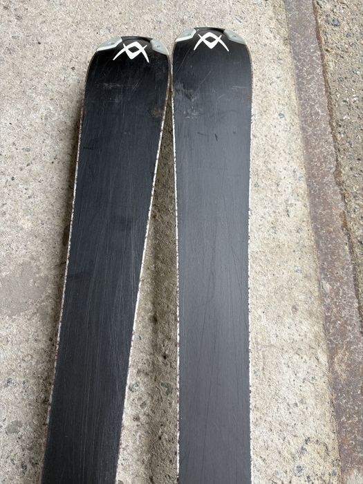 Продам б/в гірськолижний комплект: лижі з кріпленям та черевики