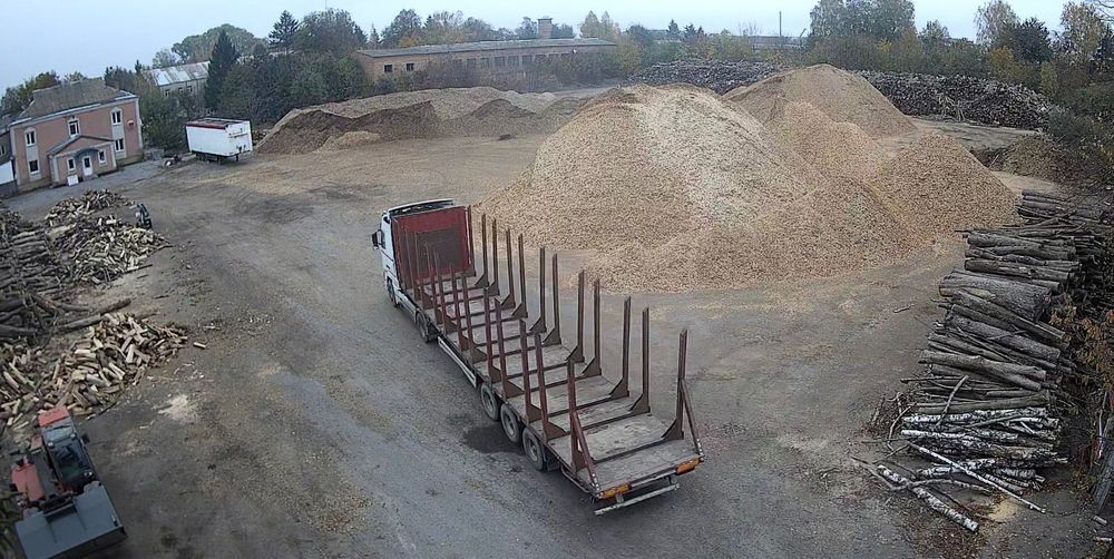 Тріска (щепа)твердих порід