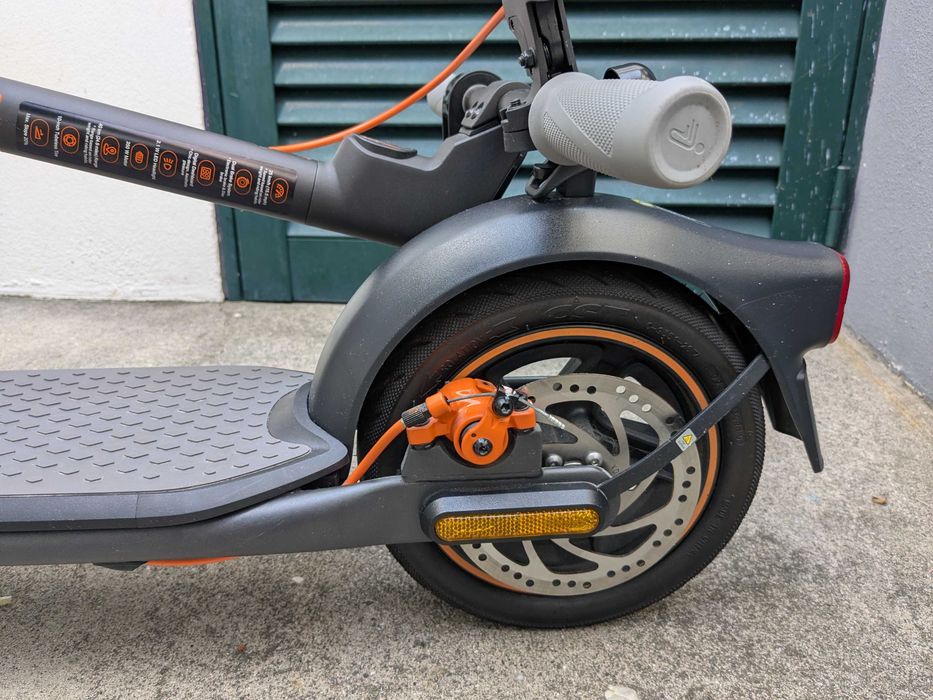 Trotinete elétrica Segway Ninebot F40E