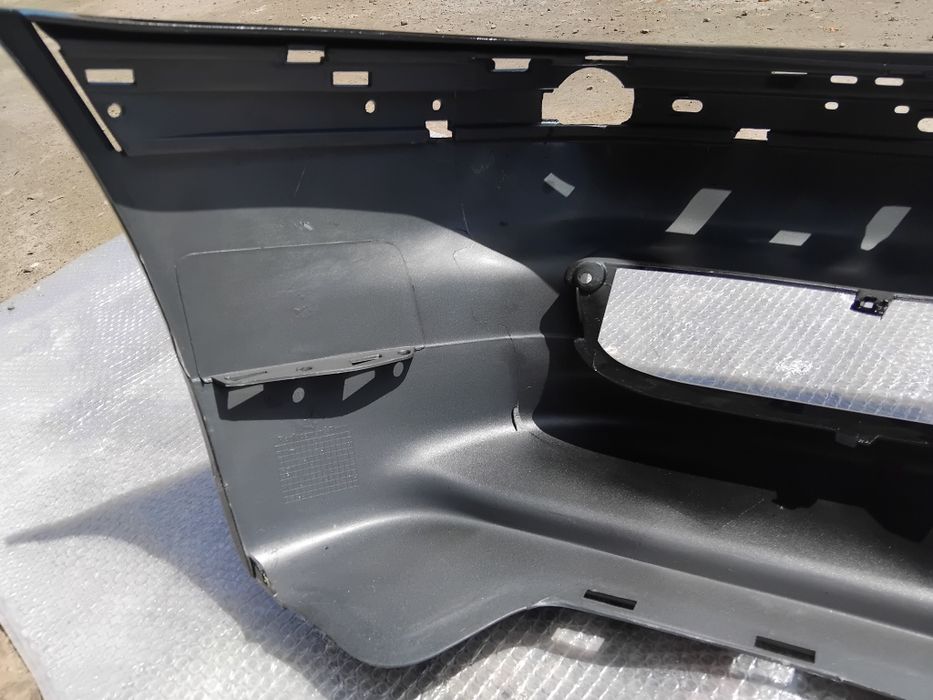 Бампер передній БМВ BMW Е38