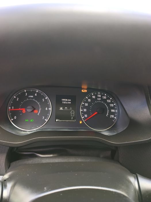 RENAULT TRAFIC Phase lll 2.0 blue DCI 130cv L2H1 IVA DEDUTÍVEL