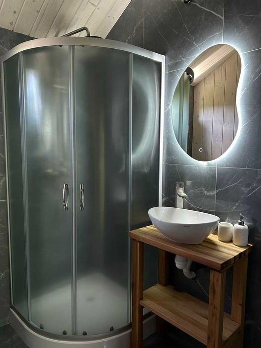 Міні-будинок 28 м2 з терасою. Ідеальне рішення для гір чи озера