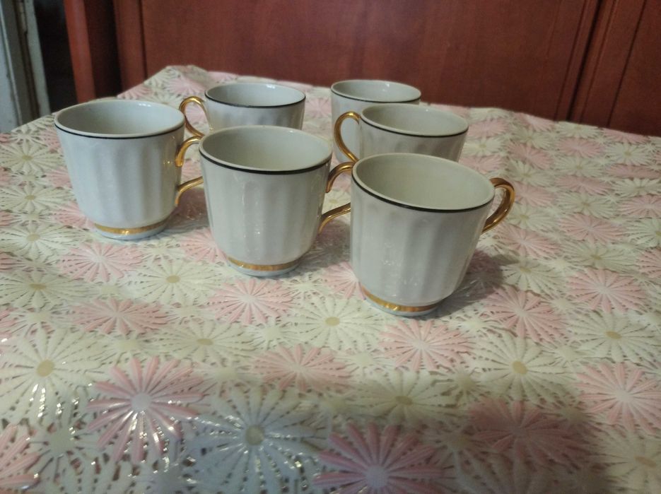 Стаканы чашки кофейные