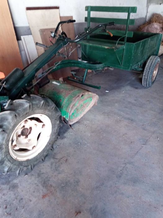 Motocultivador Goldoni719 com 19 cavalos