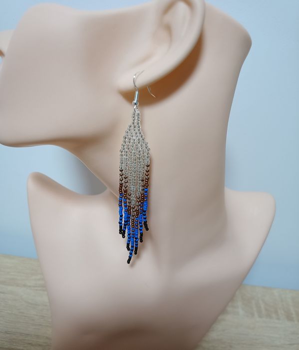 Kolczyki wiszące z koralików