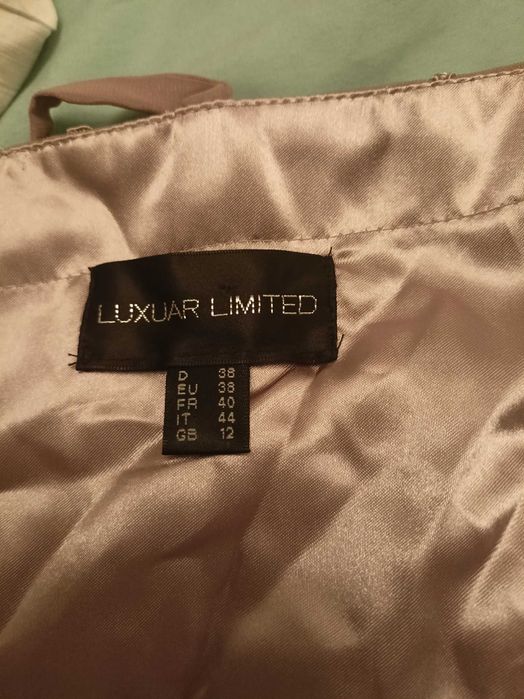 Sukienka Luxuar Limited r. 40