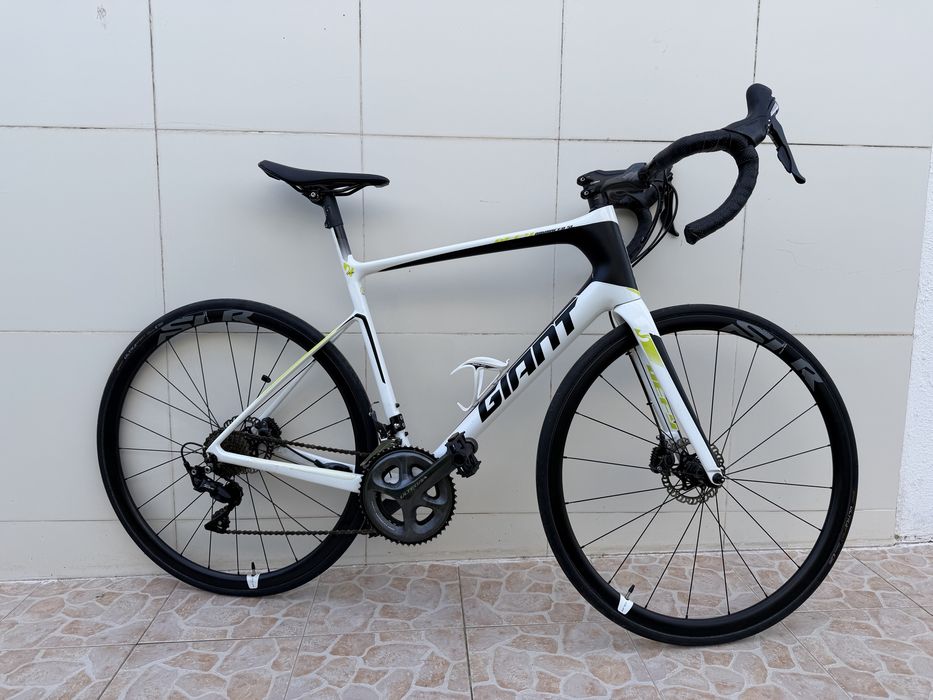 Bicicleta Giant Defy Avanced SL