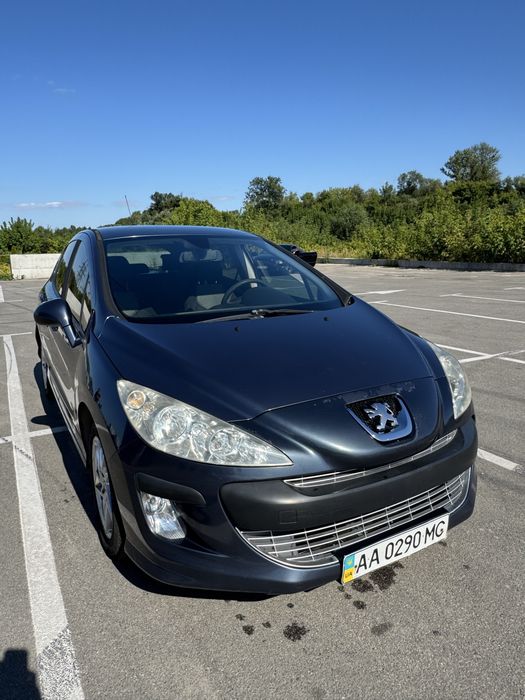 Peugeot 308 хечбек 1.6бенз 2008р