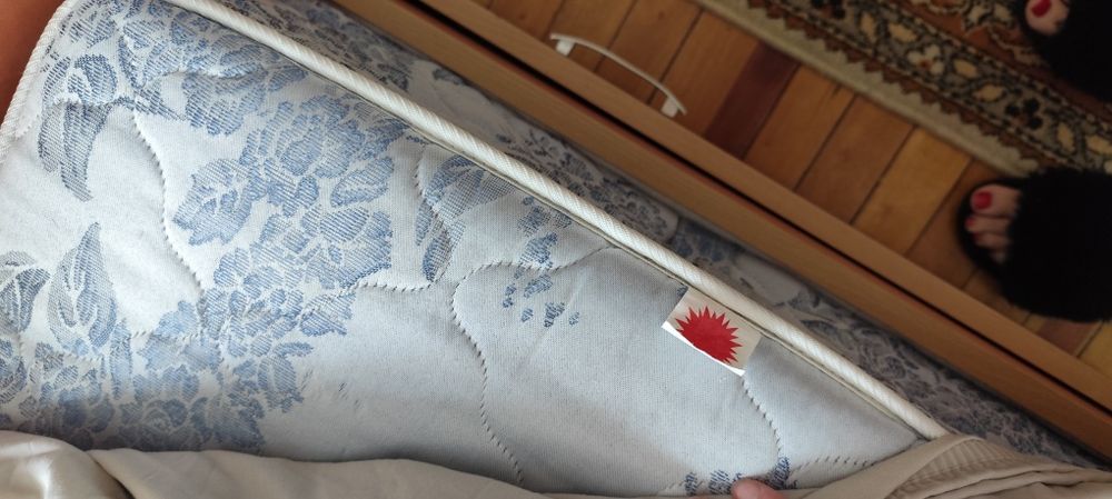 Продам меблі в дитячу