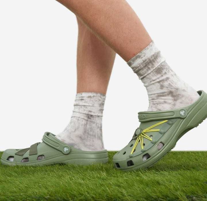 Клоги CROCS Classic Lockdown Clog! US M9,W11