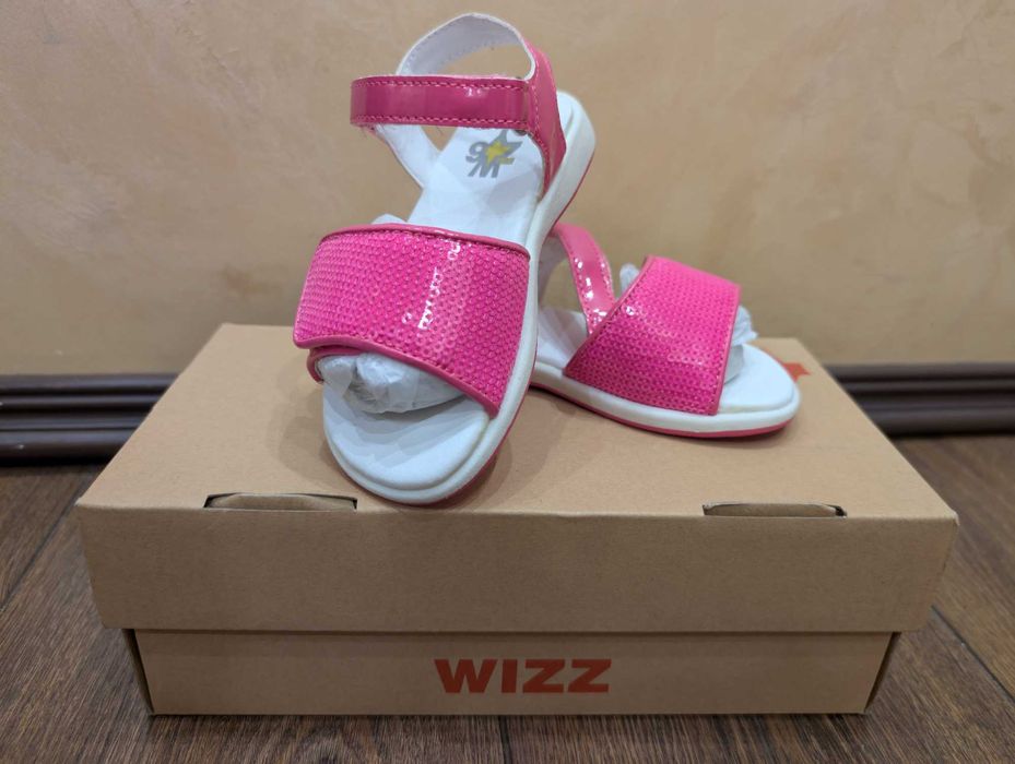 Босоніжки сандалі для дівчинки, розмір 23-24, устілка 15см