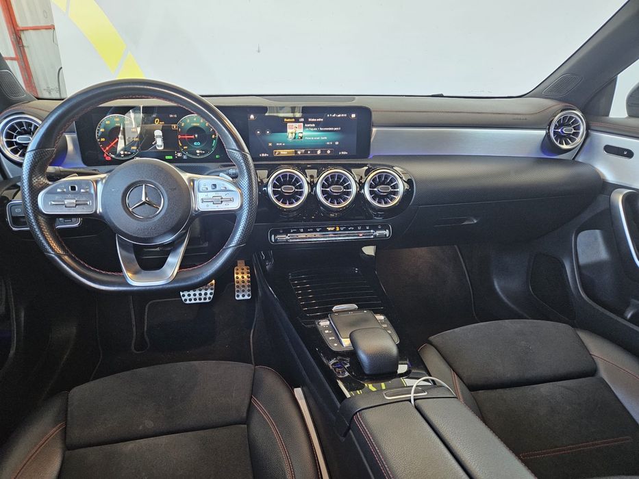 Mercedes-Benz CLA 250e AMG Line • 2021 • Híbrido Plug-In