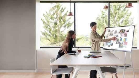 Моноблок·Інтерактивний 4K дисплей Microsoft Surface Hub 2S ·Touch 50"