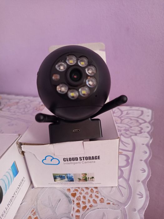 Продам 2 камери нові, ще в коробках  некористовані
