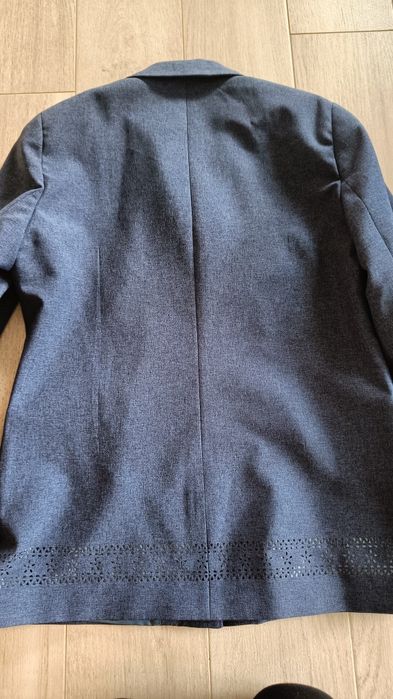 Żakiet z ażurowym motywem