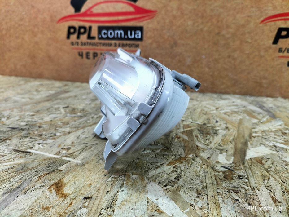 Volvo V40 II 2012-2016 Фара дневного света ДХО DRL правая 31290581