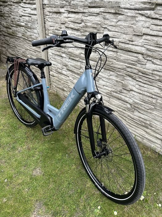 Trek District +3 47cm. Dla niskiej osoby Elektryczy Bosch stan bardzo dobry do jazdy taki jak Gazelle Batavus Kalkhof Cube Sparta Koga