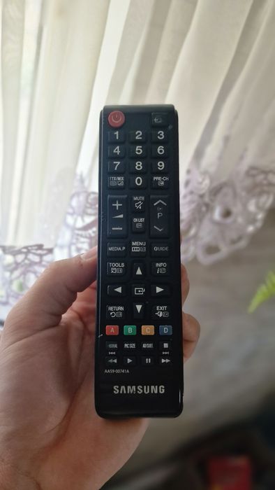 Telewizor TV 40 cali SAMSUNG Led