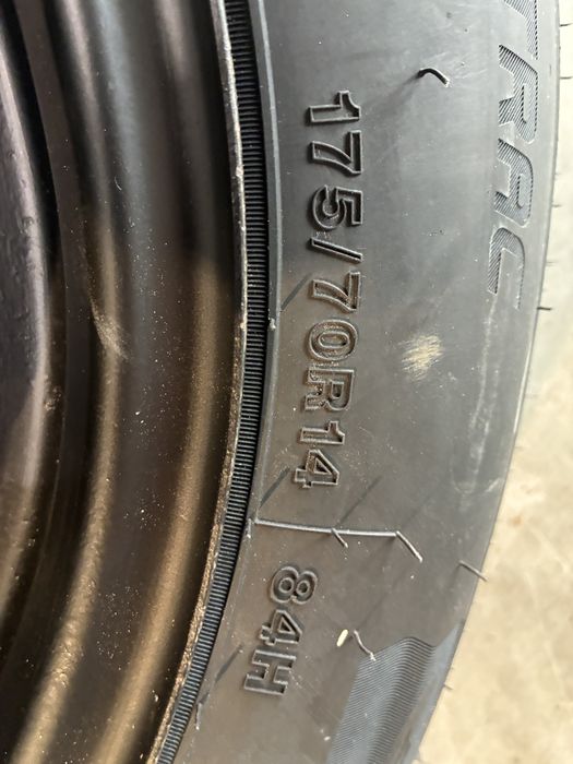 Jante ferro R14 5.5J -ET39 -4x100, com pneus 175/70R14