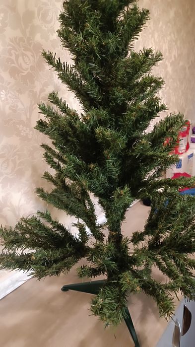 Искусственная елка
