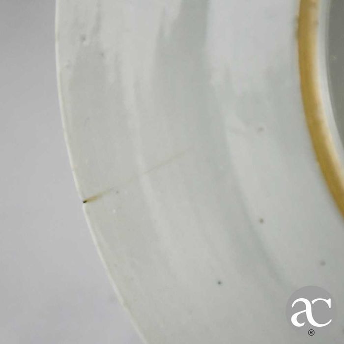 Prato porcelana China, Dinastia Qing, Período Qianlong, séc. XVIII n3