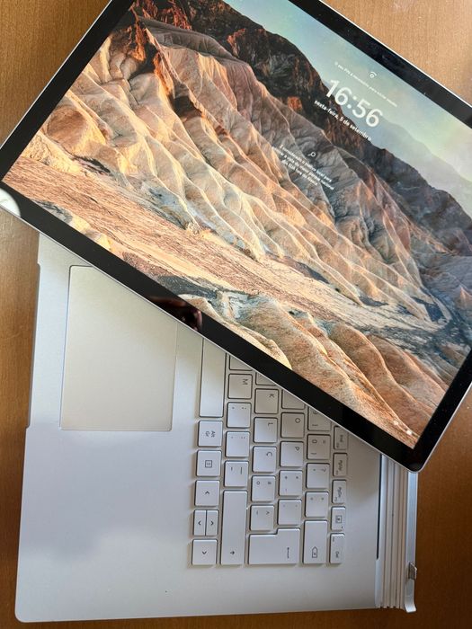 Microsoft Surface Book 3457410063012341763