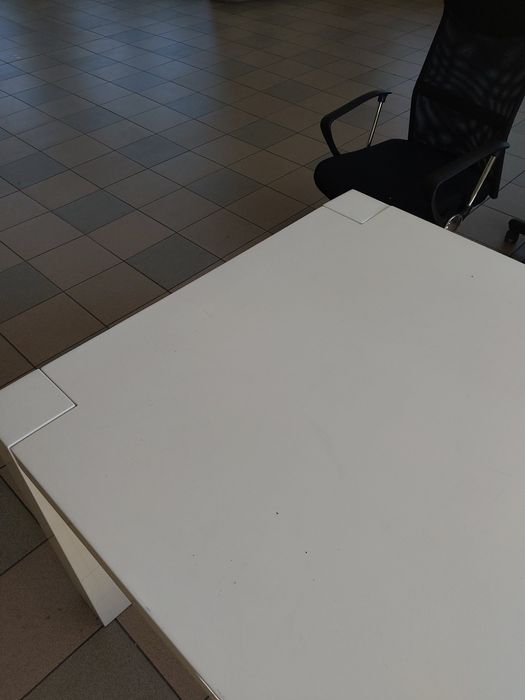 Duży biały stół wysoki połysk