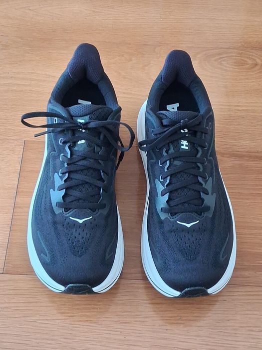Hoka Clifton 10 Pretos nunca usados - 43 1/3