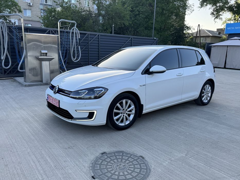 Volkswagen e-Golf 2017