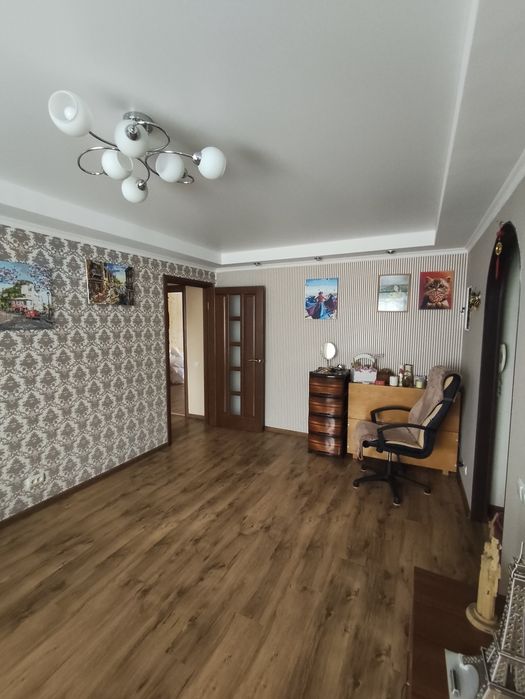Продам 3х кім. квартиру з ремонтом, меблями та технікою Хортицький р-н