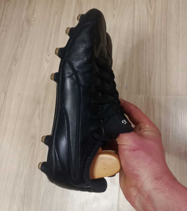 Чоловічі бутси Puma King Pro SG чорні натуральна шкіра для хлопця р 42