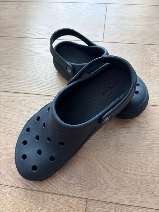 Crocs 38/39 24 cm granatowe chodaki