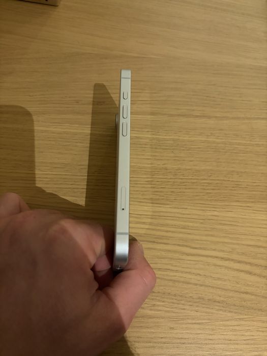Apple Iphone 16e 128GB Biały