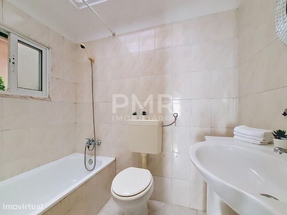 Apartamento T1 nos Anjos