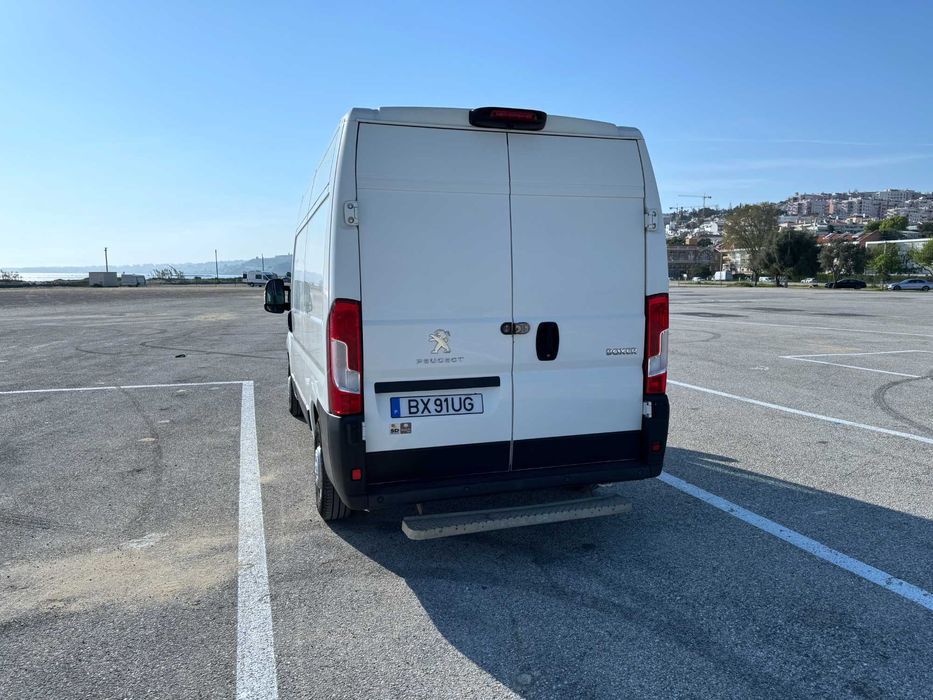 Peugeot Boxer 2.2 BlueHDi 140cv 333 L2H2 GPS/AC