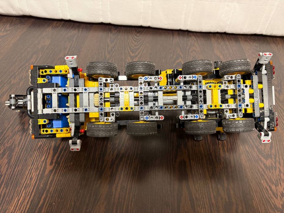 Lego Technic 42108 колісний кран