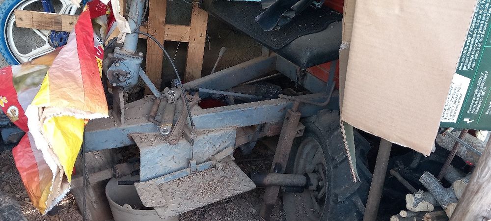 Reboque máquina agrícola