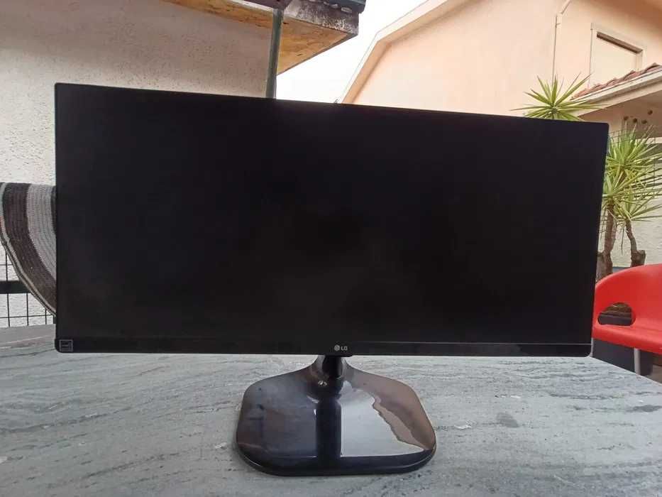 LG UltraWide Full HD 25UM58P