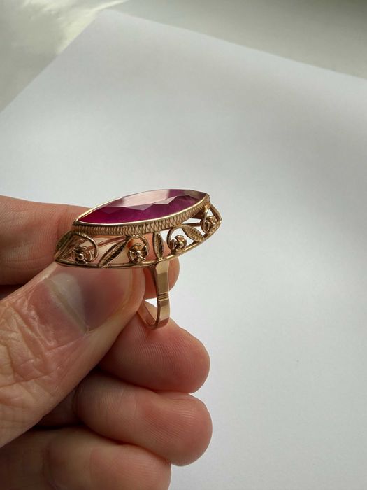 złoty pierścionek p. 583 / 14 karatów, 6,08g, r. 15