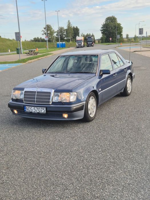 Mercedes-Benz W124