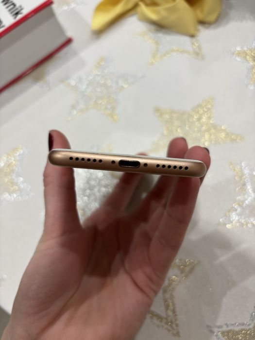 iPhone 8 64 GB bateria serwis