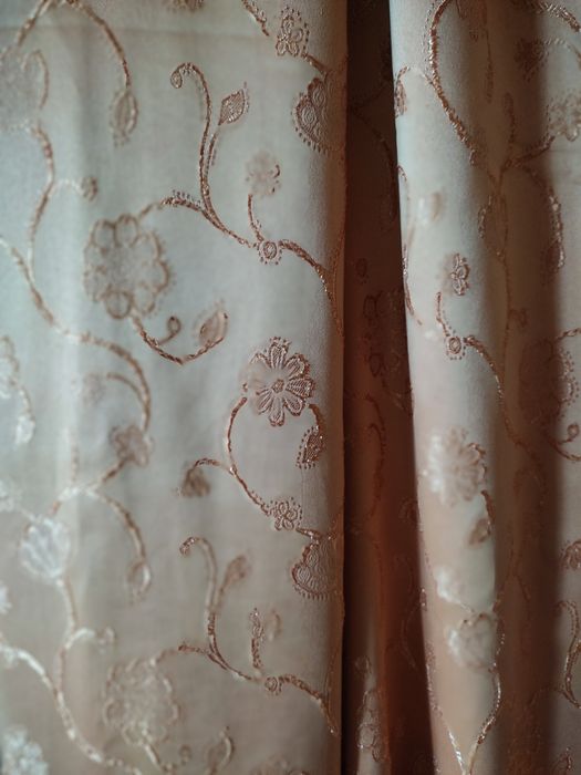 Продам новые шторы