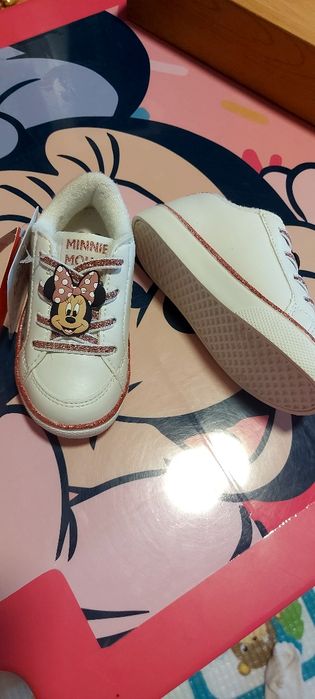 Tenis minnie NOVOS