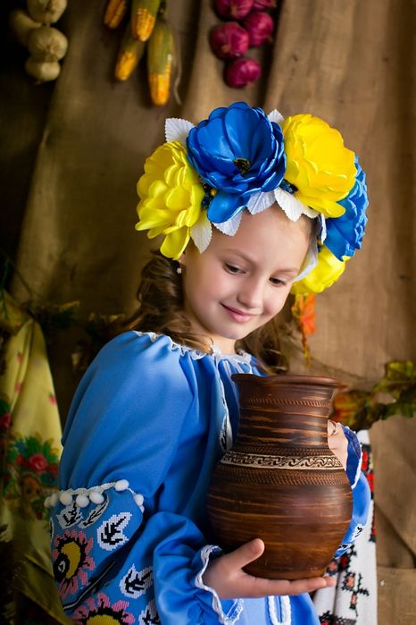 Обруч в українських кольорах