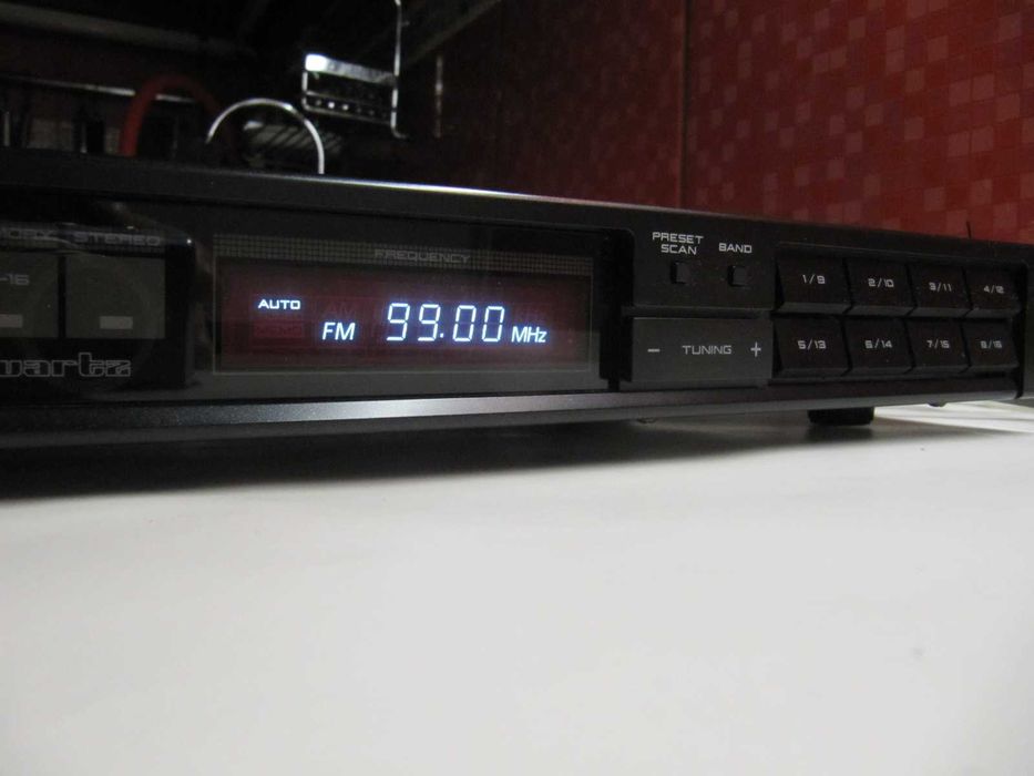 METZ SYT-4991 HI-FI - AM/FM Тюнер *Mecasound (made in Germany)